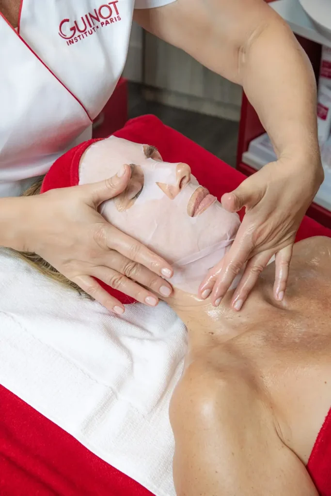 Lift summum is de meest spectaculaire behandeling voor gelaat, hals en decolleté.